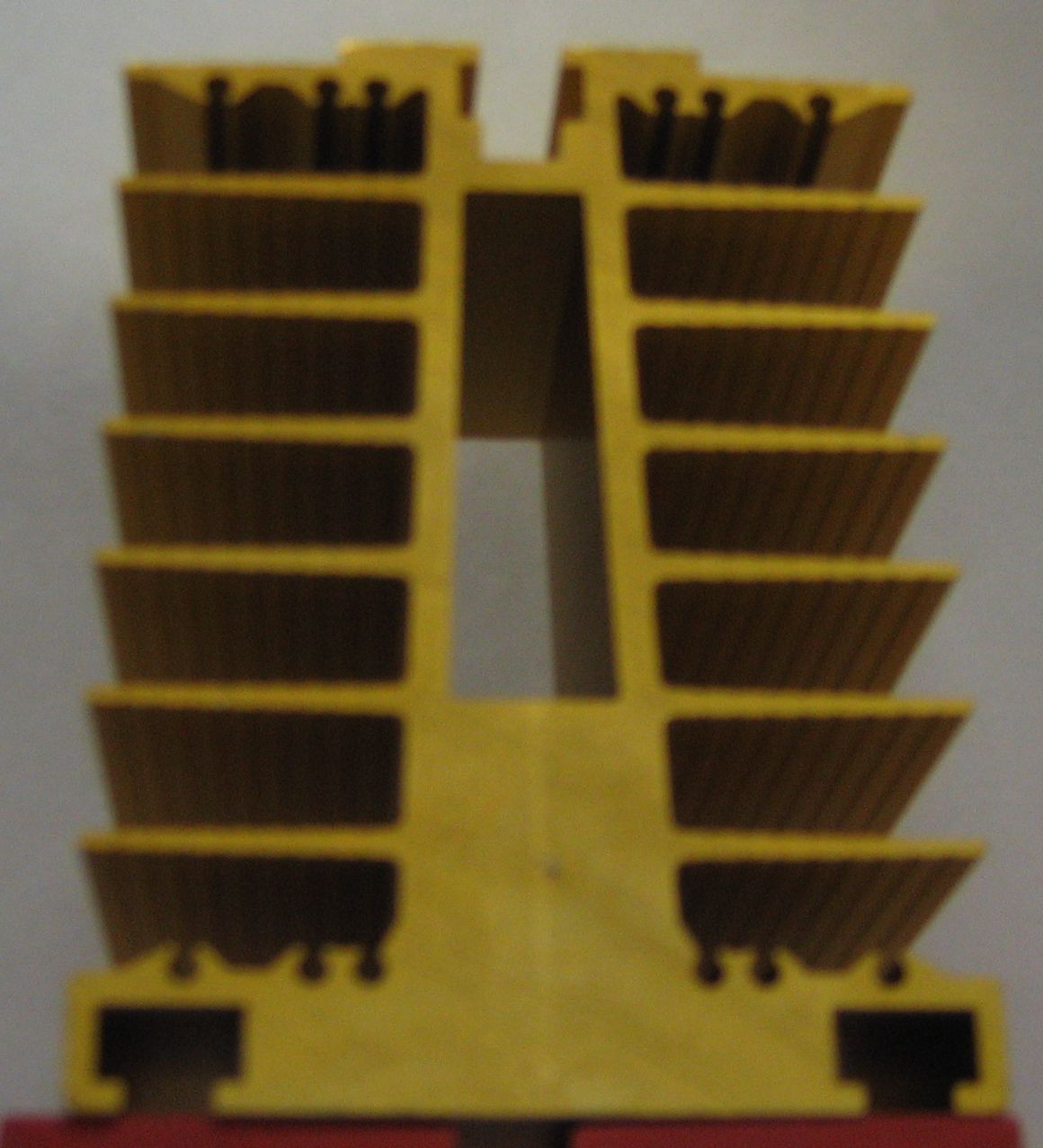 comb heatsink with double fins