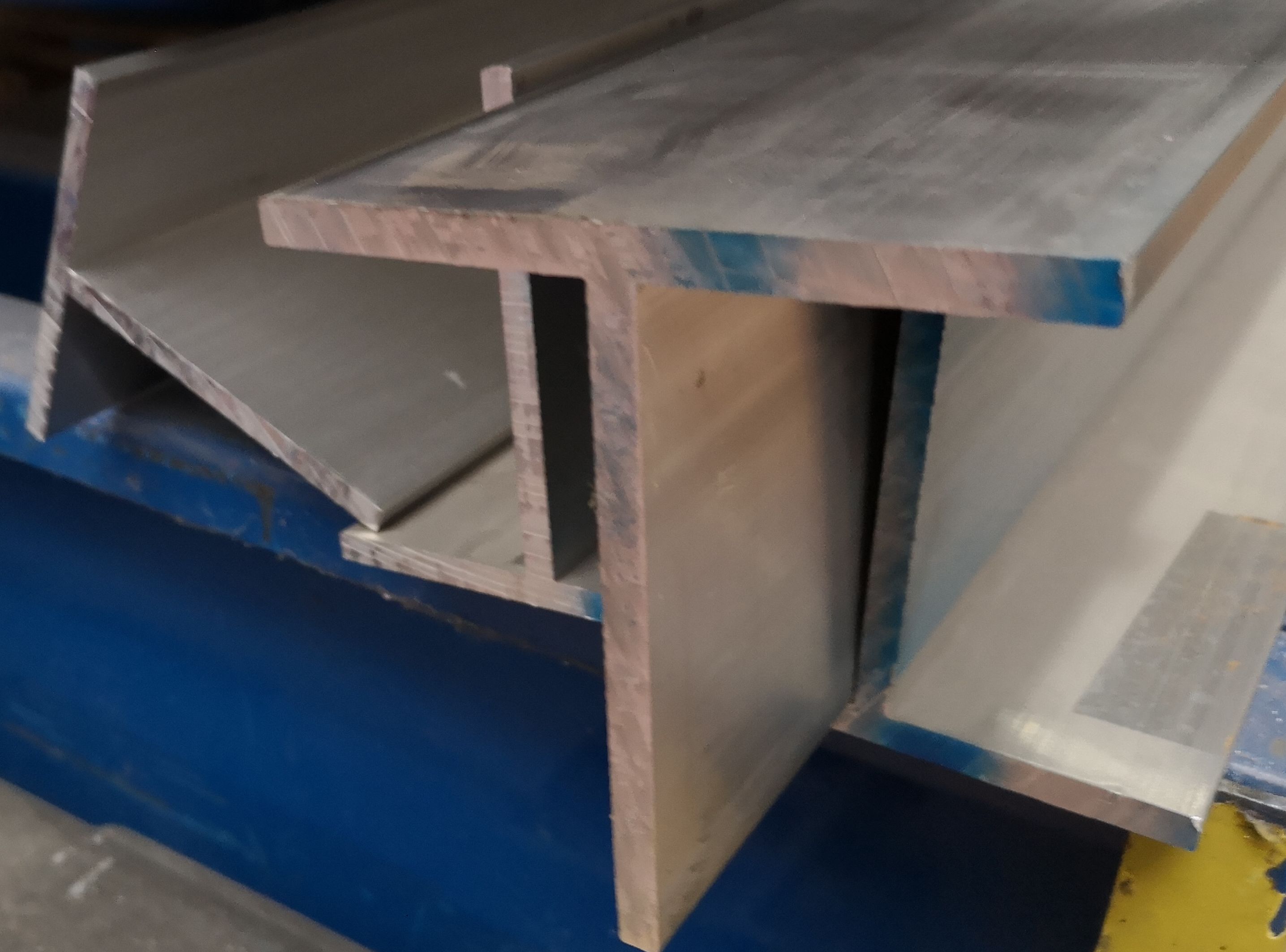 aluminum T-profiles, T-beams